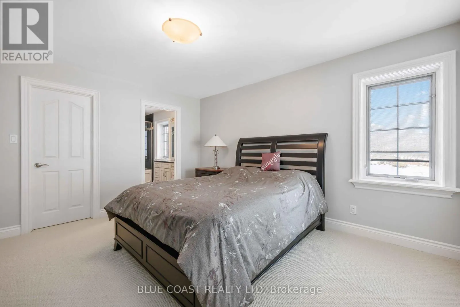 920 LAKESHORE ROAD