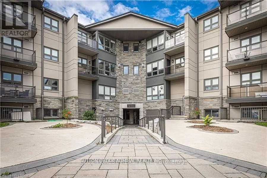 108 - 5 JACKSWAY CRESCENT