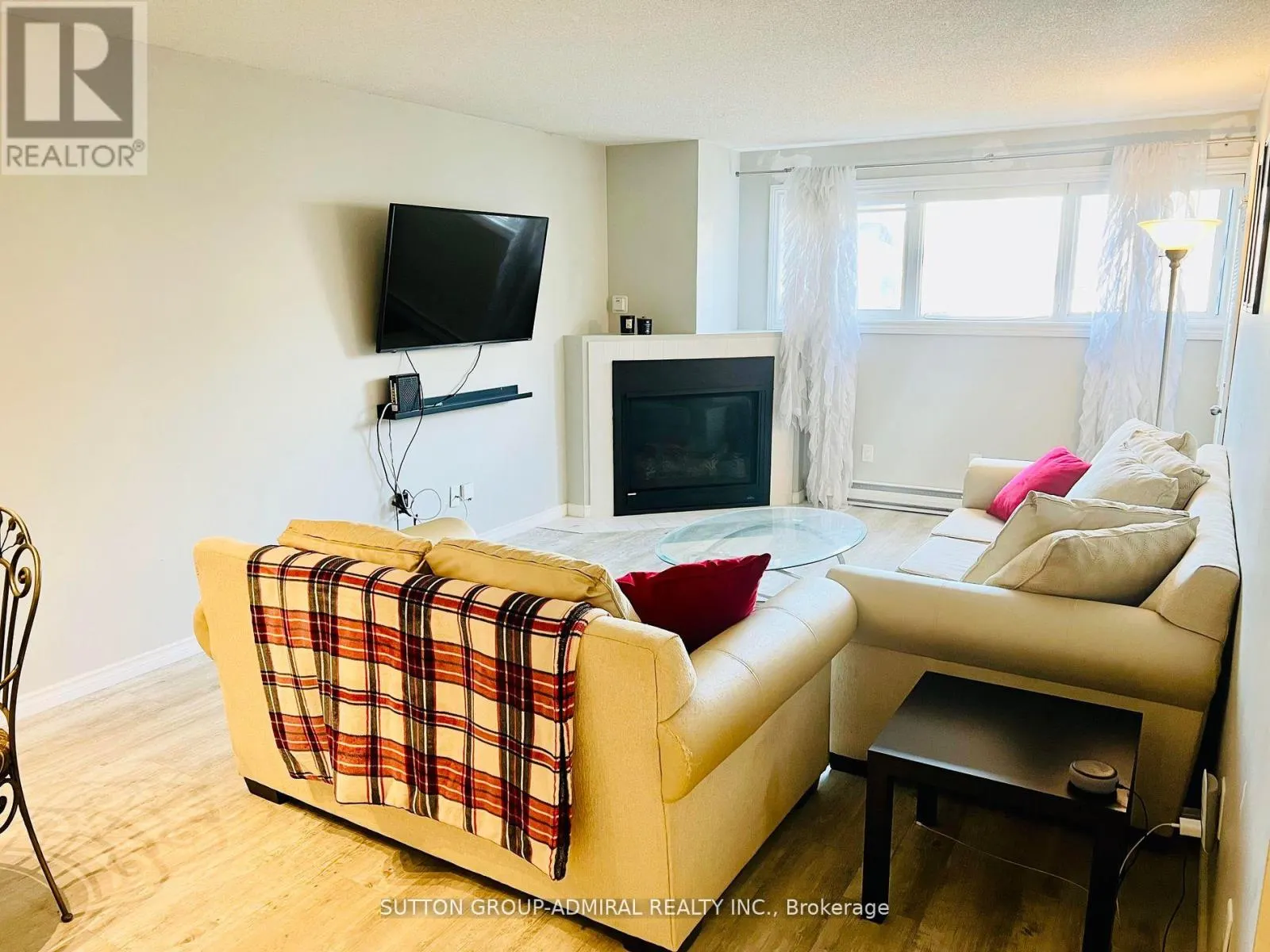 108 - 5 JACKSWAY CRESCENT