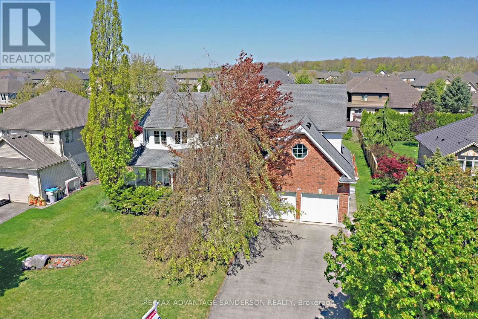 30 BIRCHCREST DRIVE