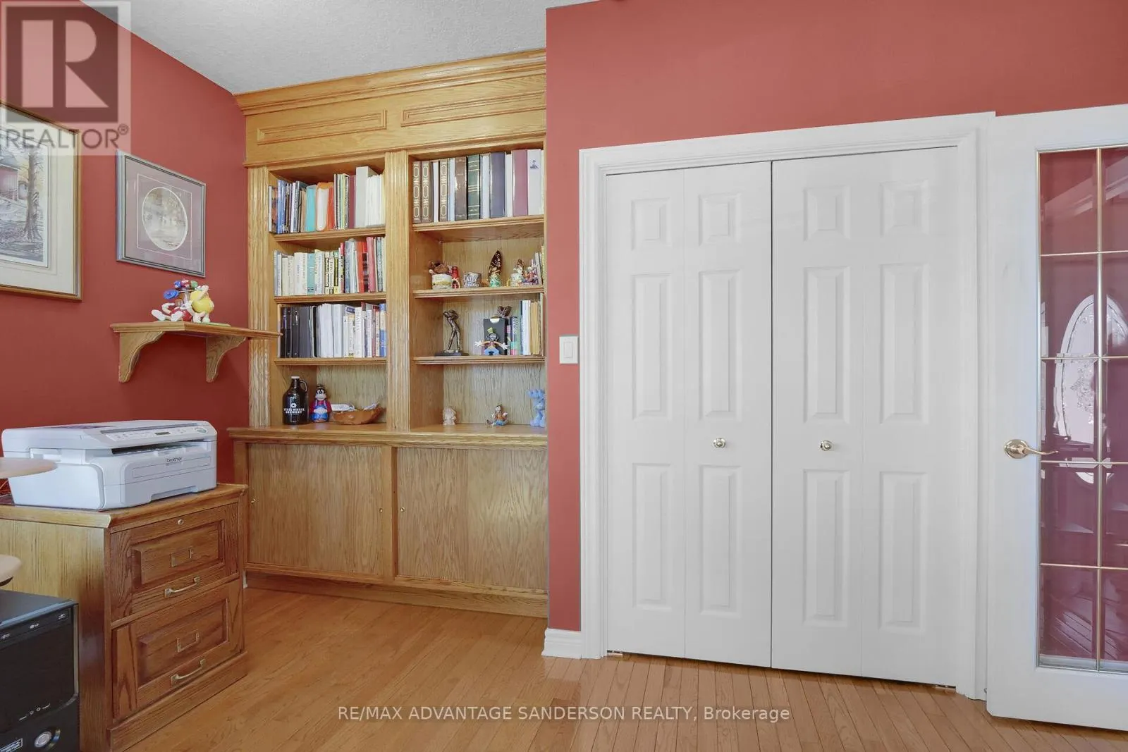 30 BIRCHCREST DRIVE