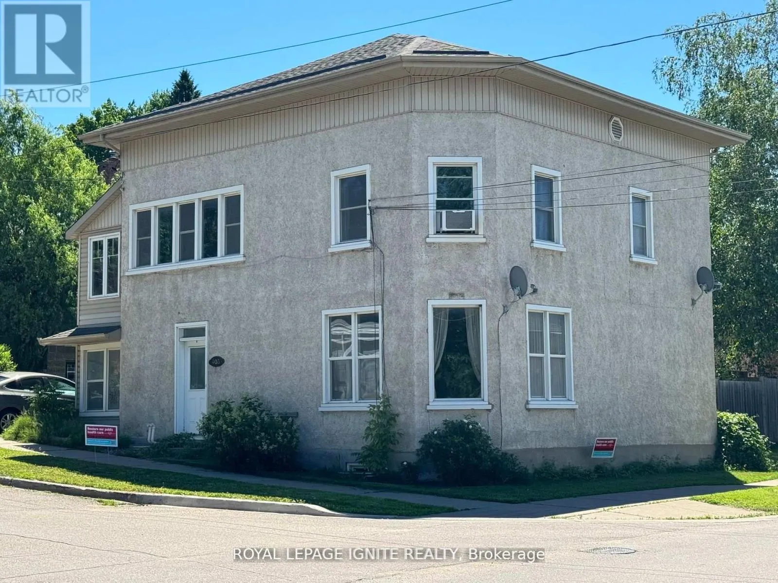 403 MACKAY STREET