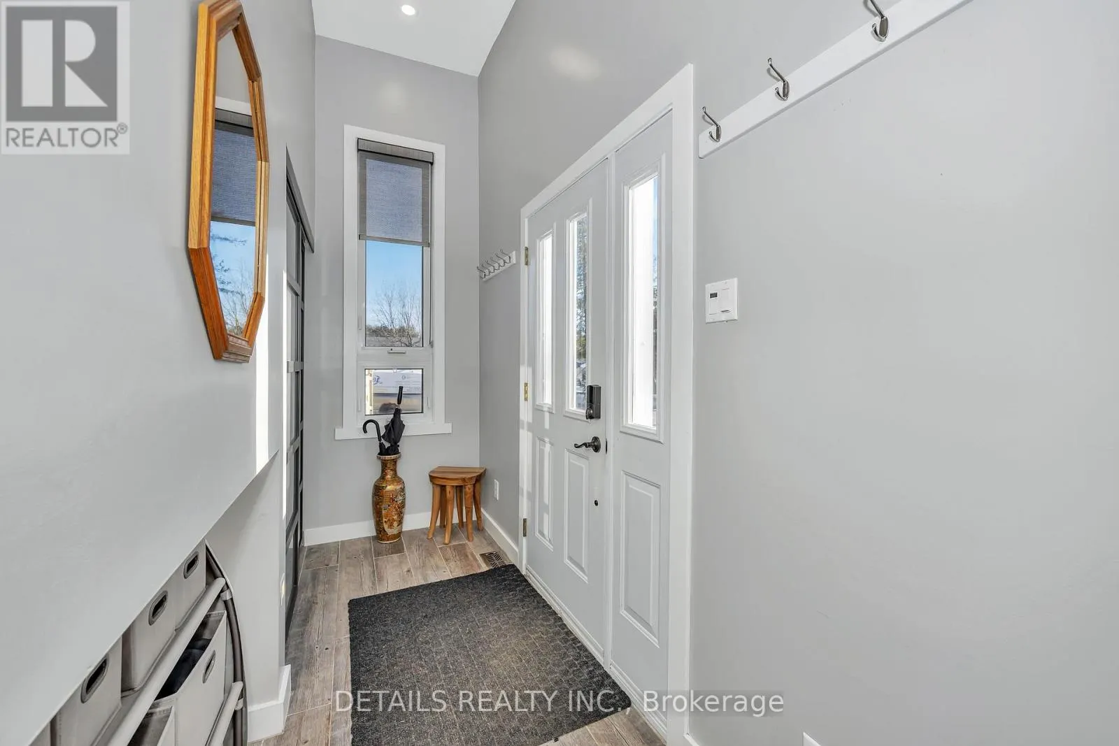 84 EASTPARK DRIVE