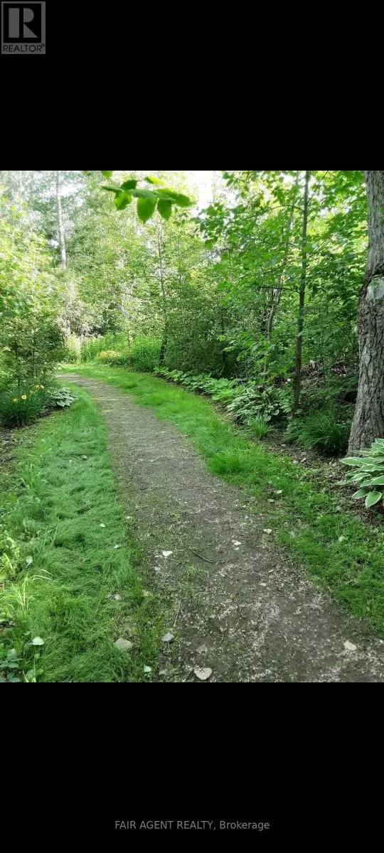 PT LT16 NORTH LUNENBURG ROAD W
