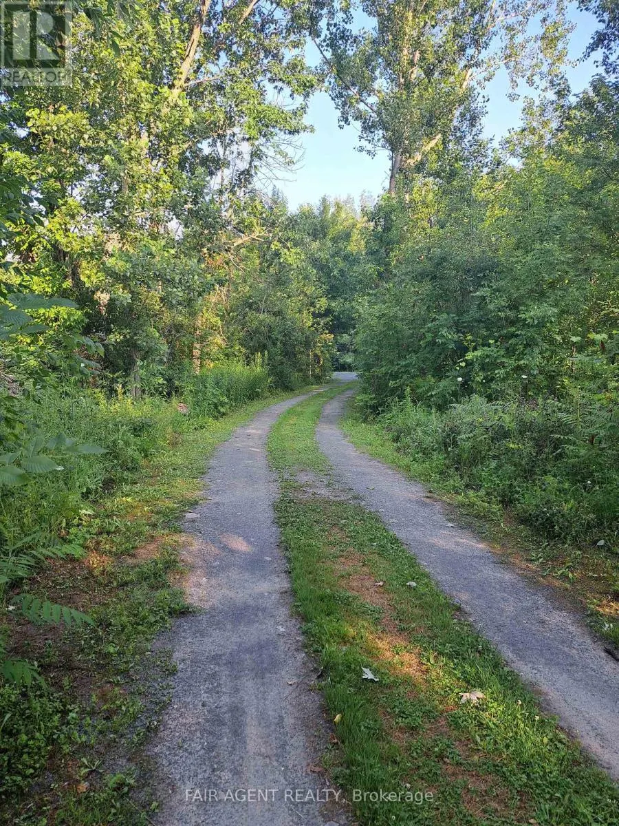 PT LT16 NORTH LUNENBURG ROAD W