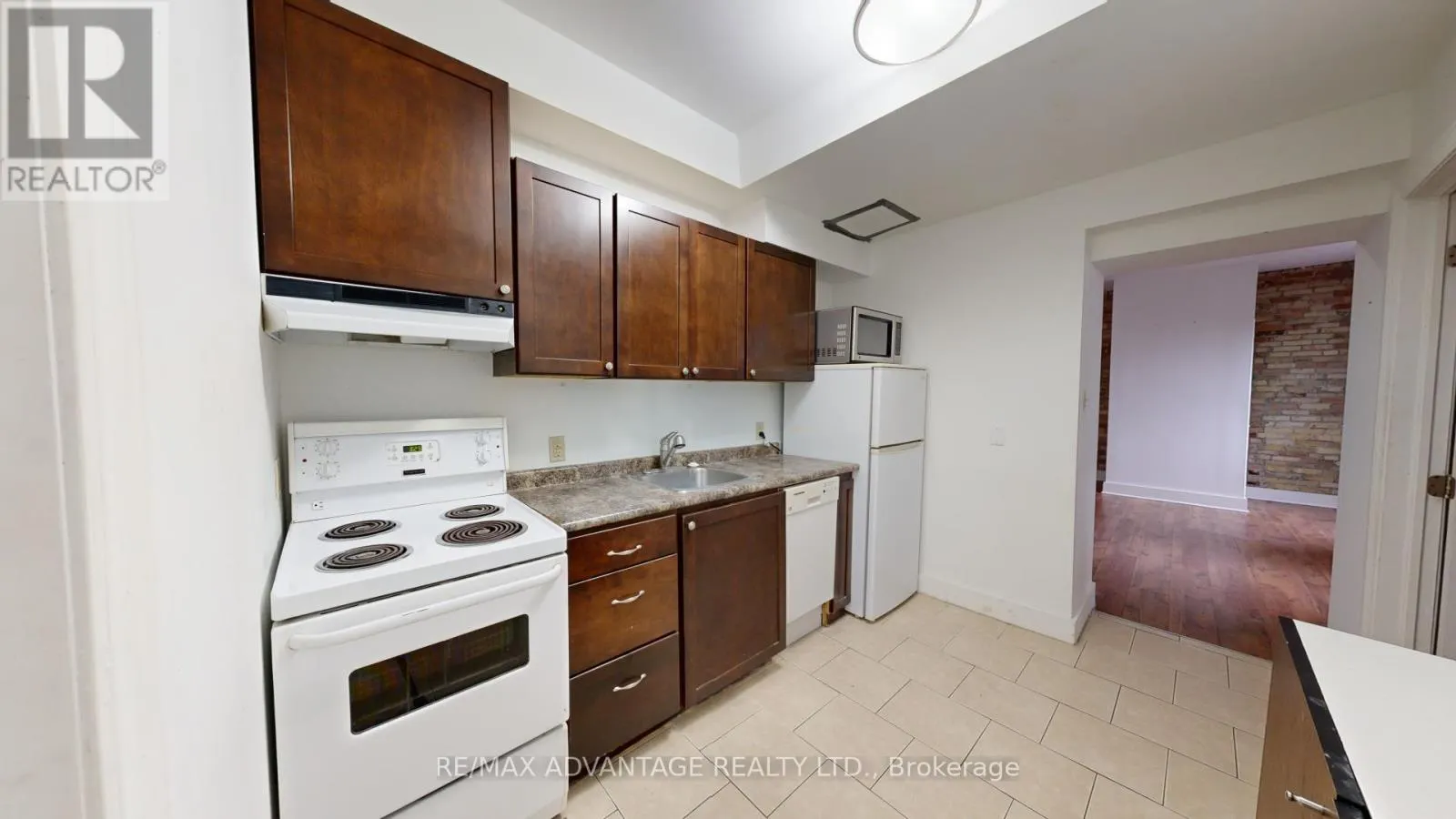 175-179 DUNDAS STREET