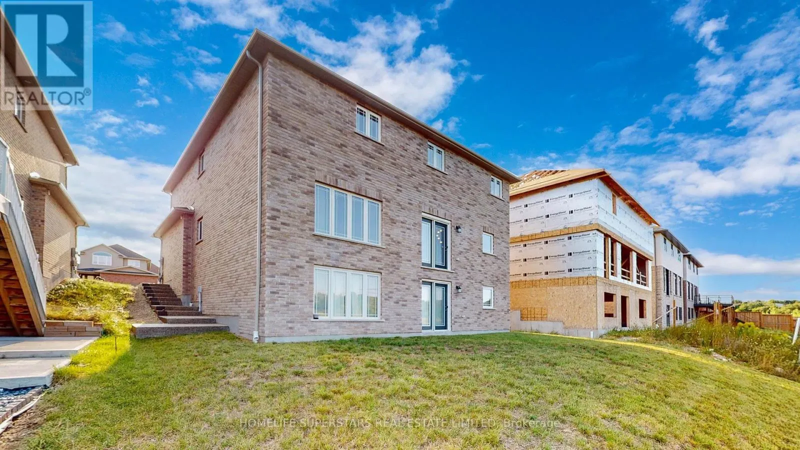 341 RIVERTRAIL AVENUE