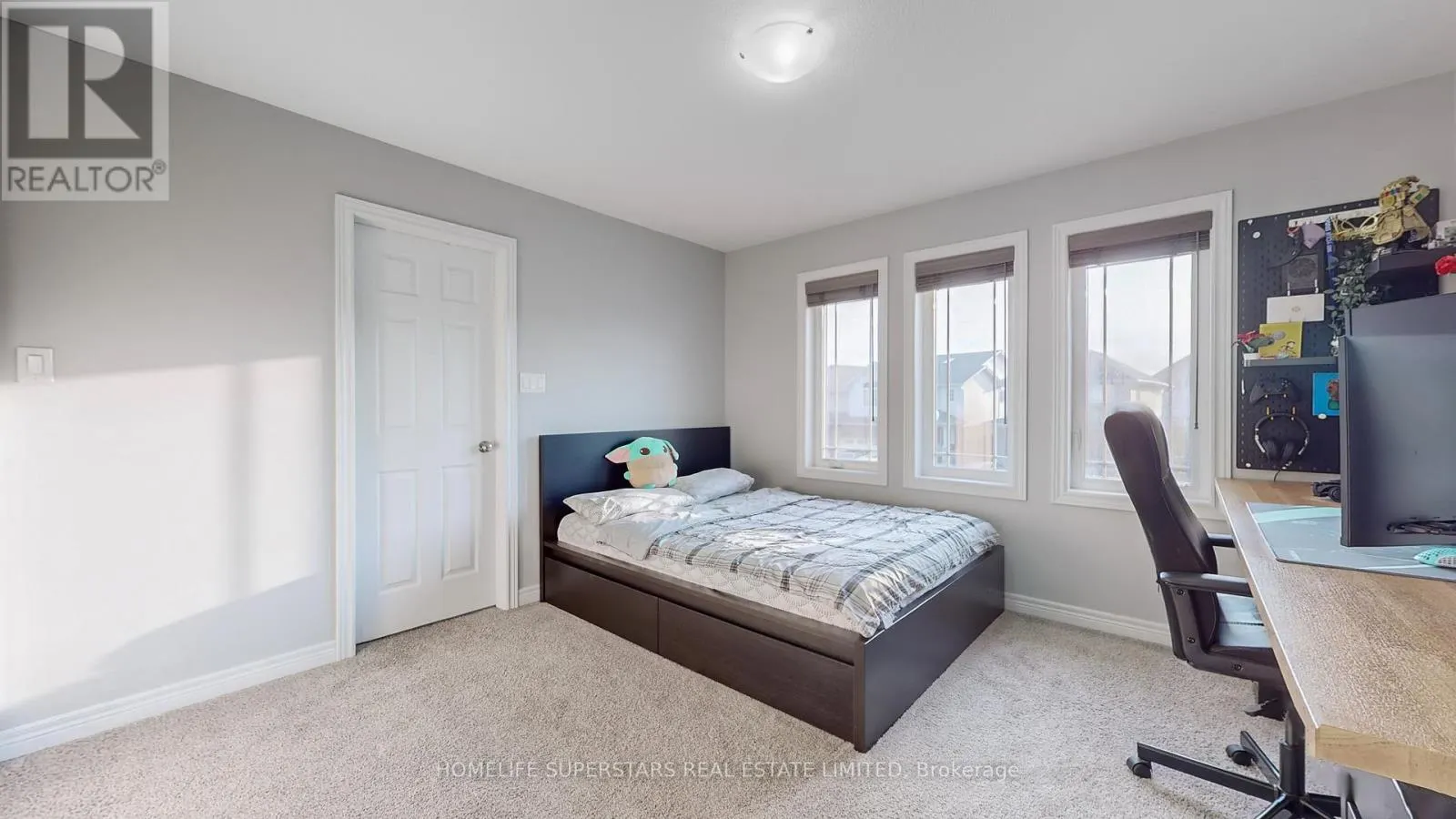 341 RIVERTRAIL AVENUE