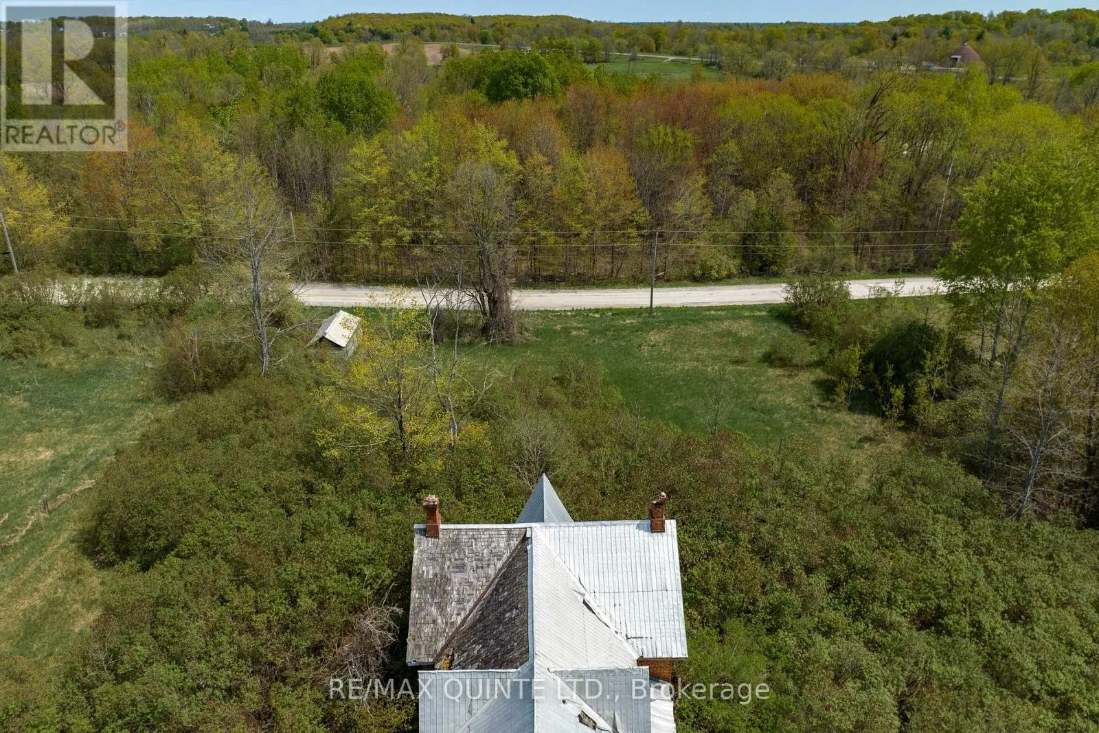 289 WOODS ROAD
