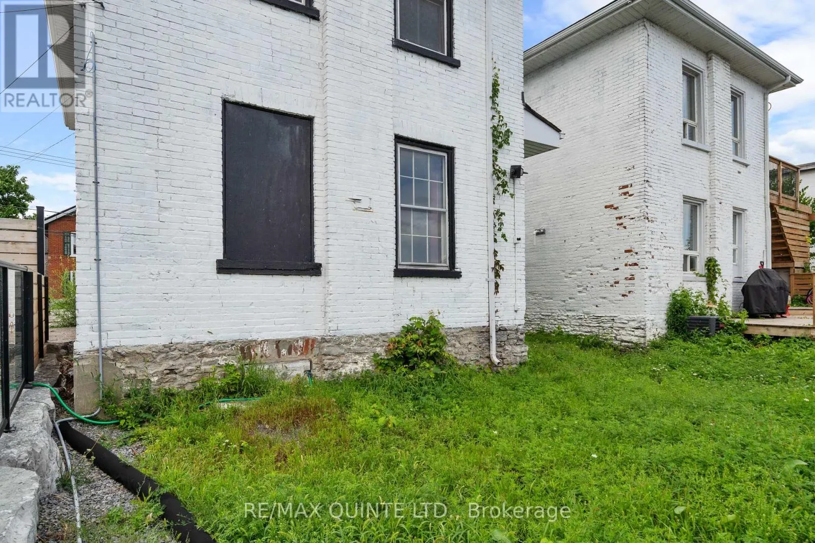 221 COLEMAN STREET