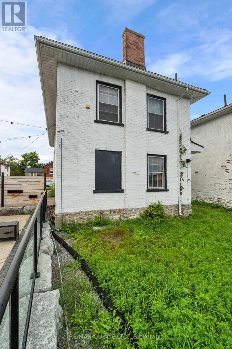 221 COLEMAN STREET