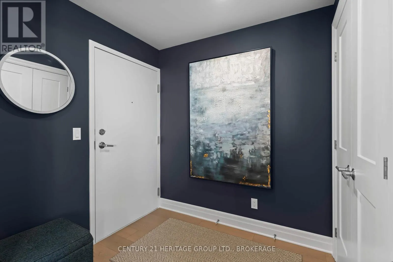 321 - 129B SOUTH STREET, #321