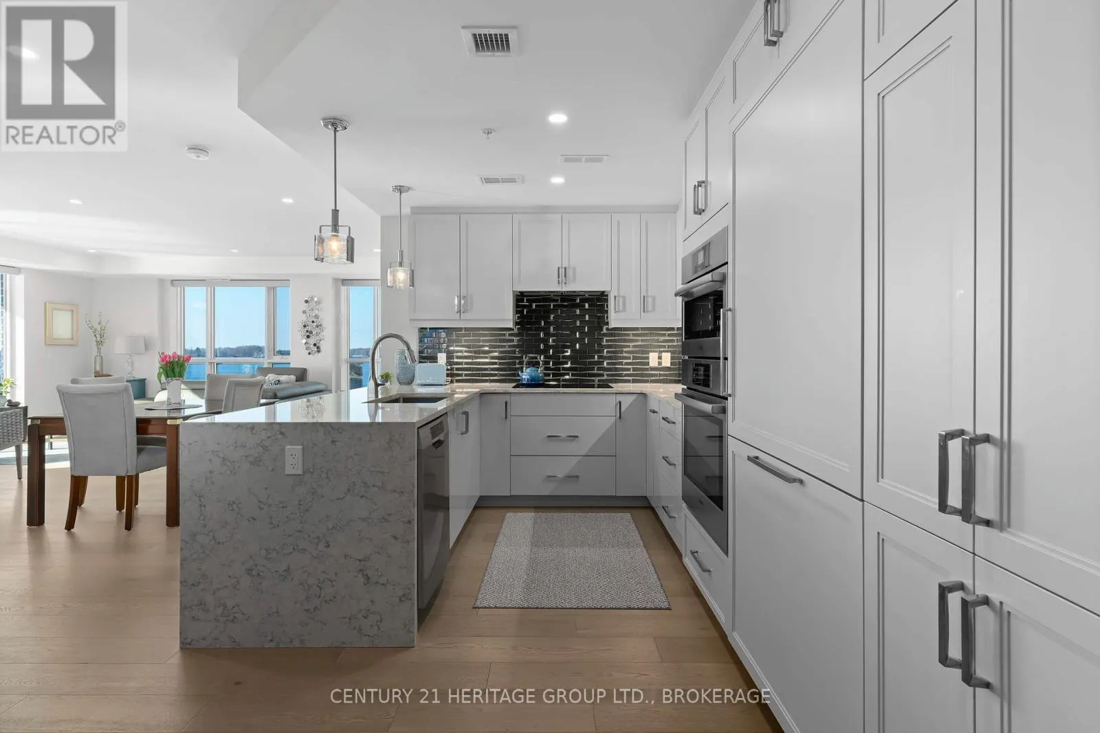 321 - 129B SOUTH STREET, #321