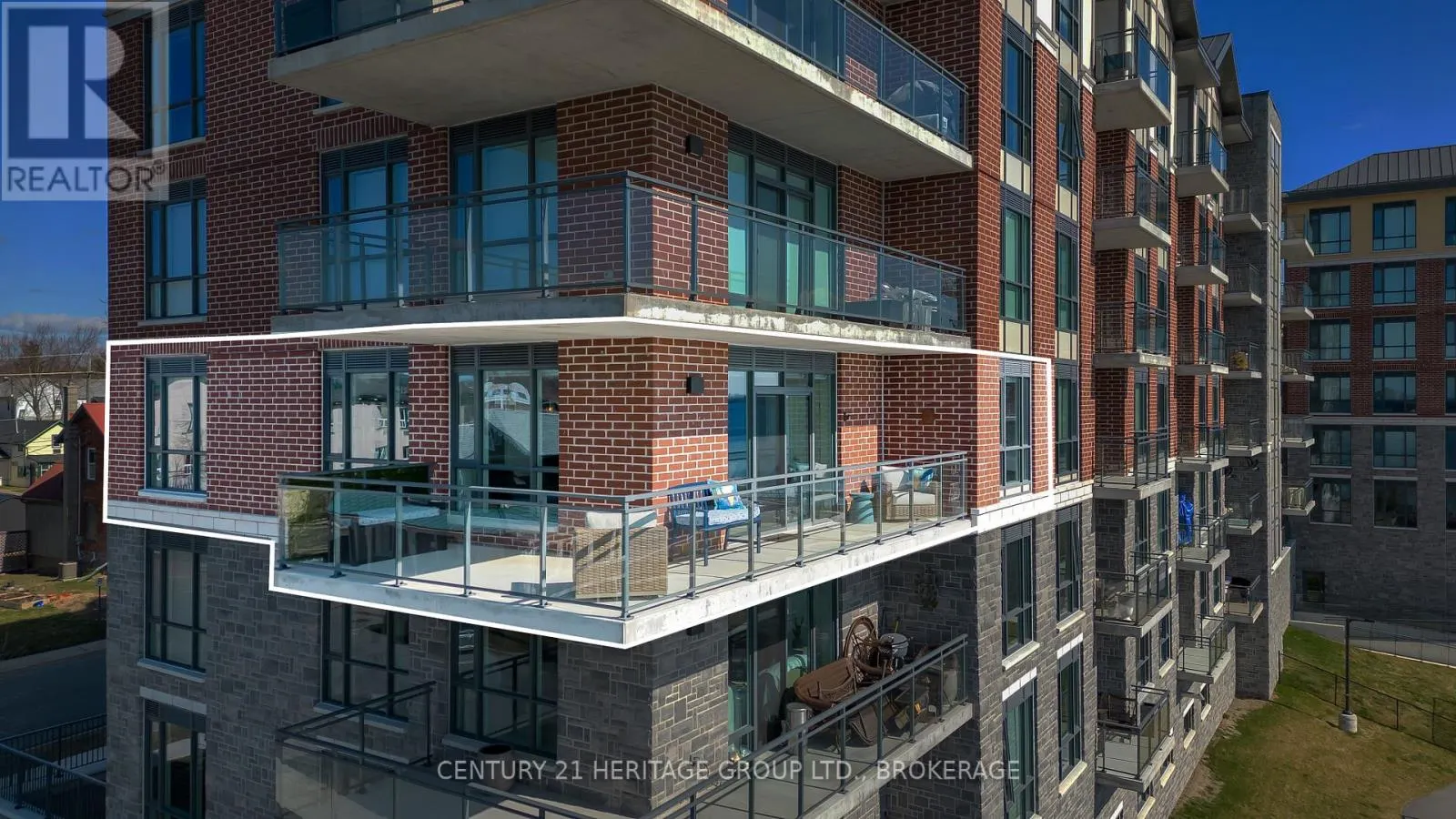 321 - 129B SOUTH STREET, #321
