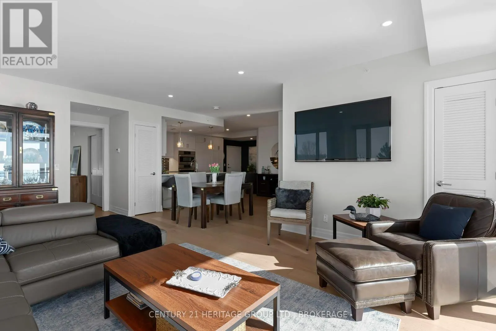 321 - 129B SOUTH STREET, #321