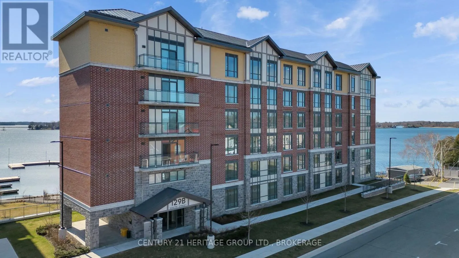 321 - 129B SOUTH STREET, #321
