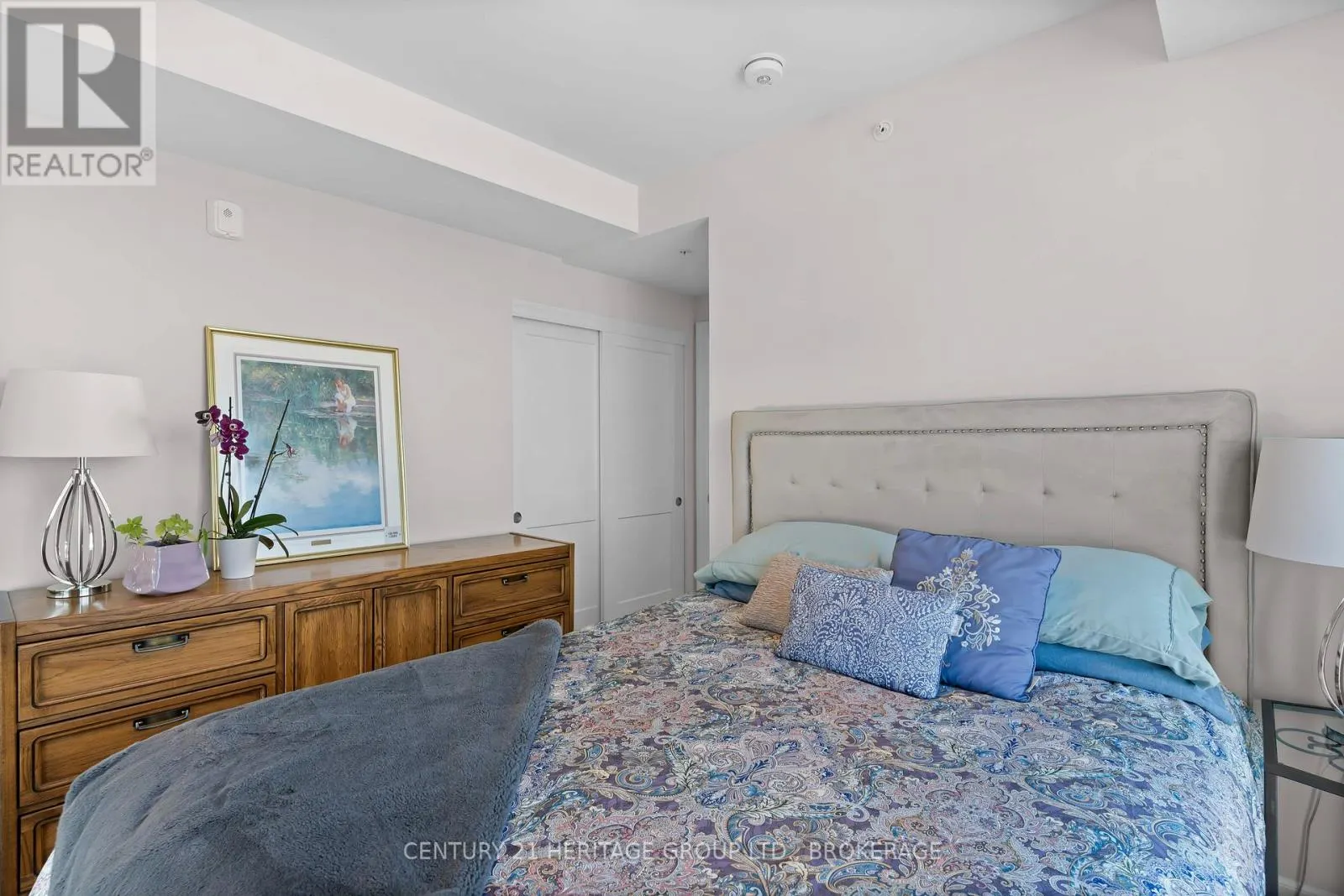 321 - 129B SOUTH STREET, #321
