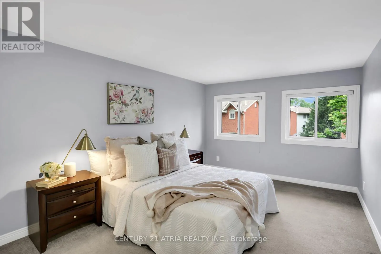 7 - 683 WINDERMERE ROAD