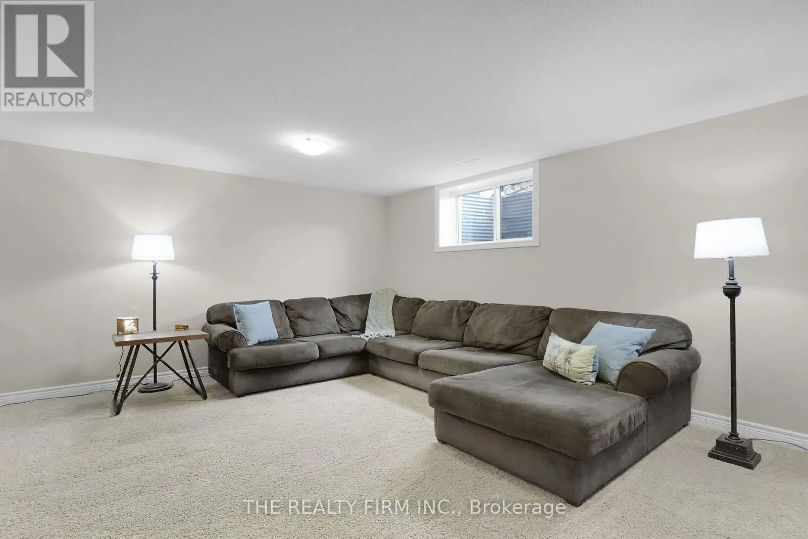 120 PEACH TREE BOULEVARD