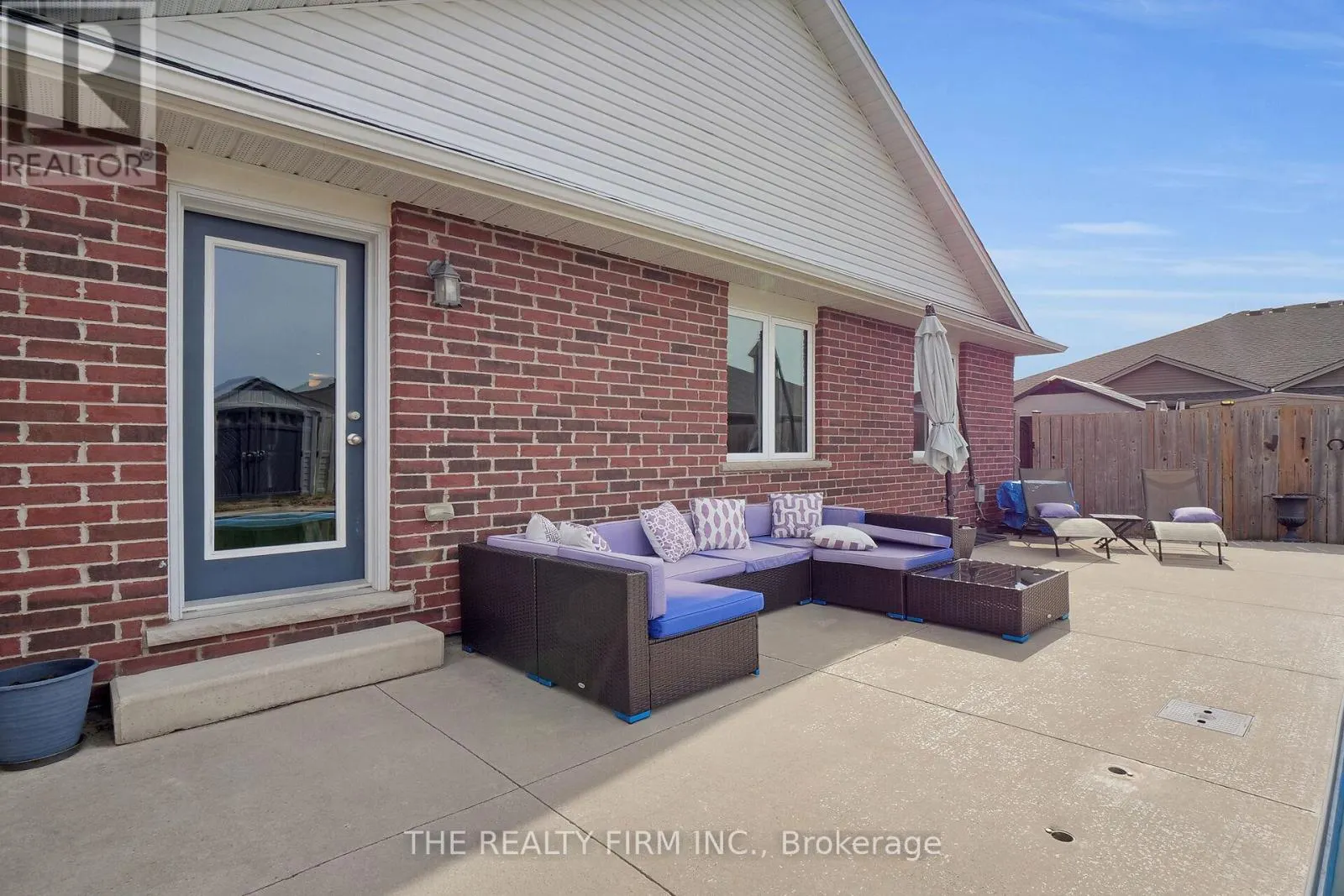 120 PEACH TREE BOULEVARD