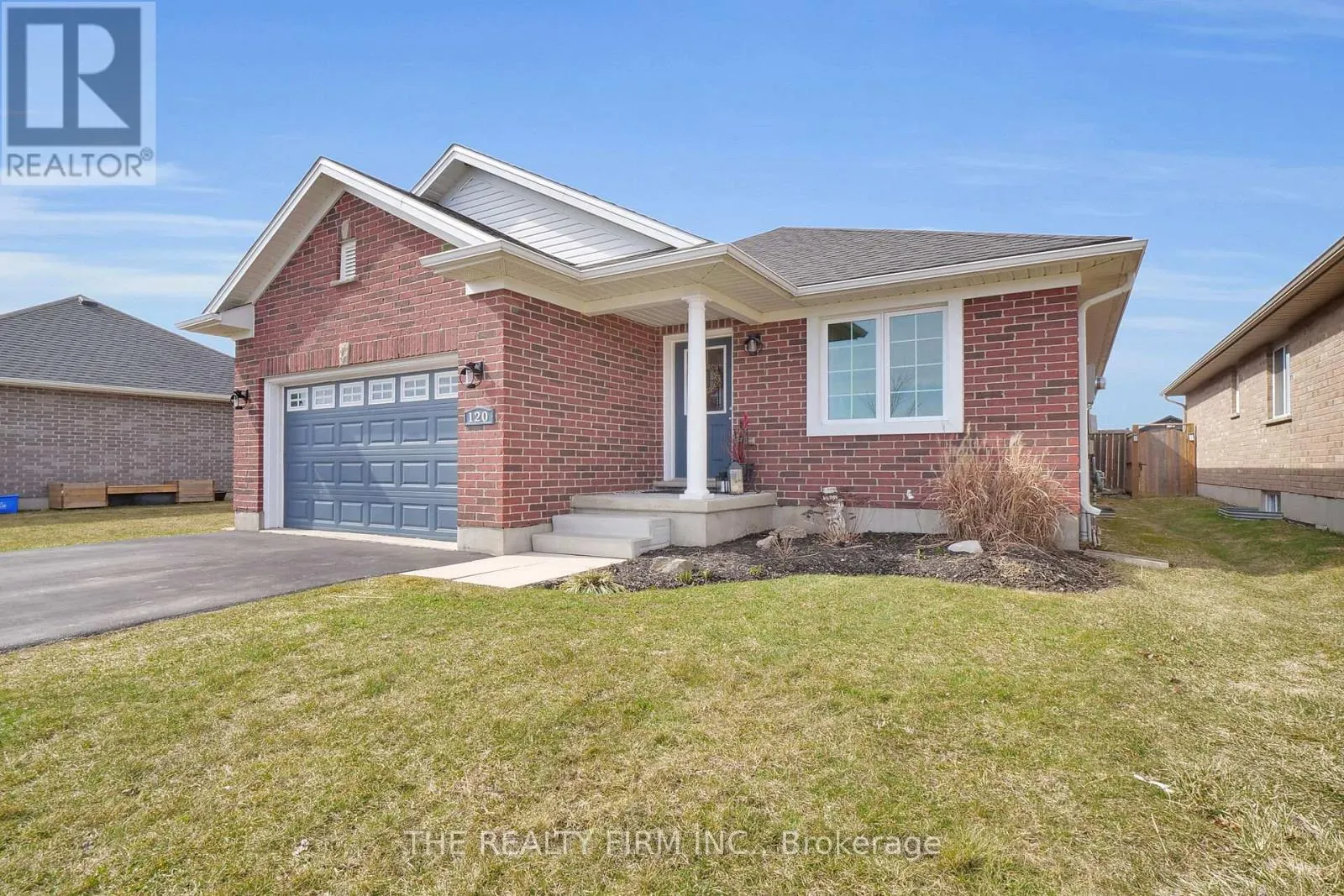 120 PEACH TREE BOULEVARD