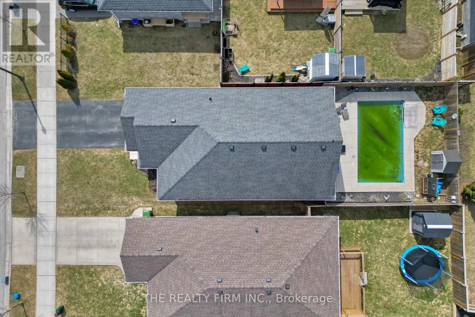 120 PEACH TREE BOULEVARD