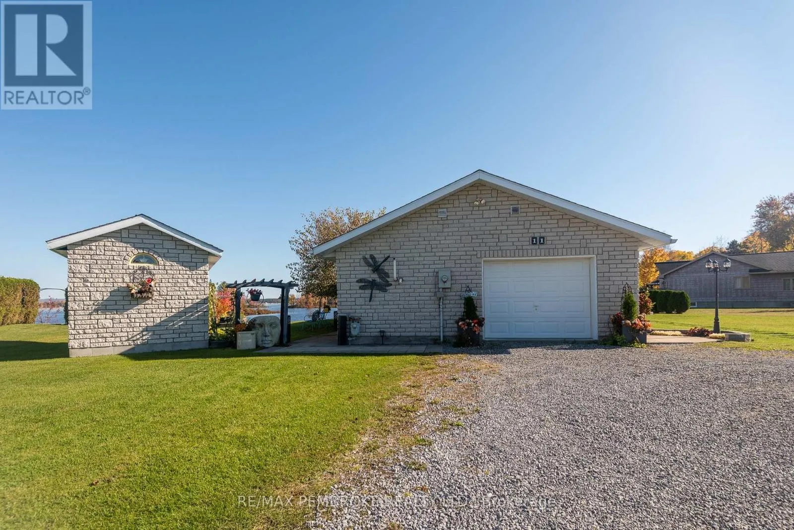 11 FAIRWAY DRIVE