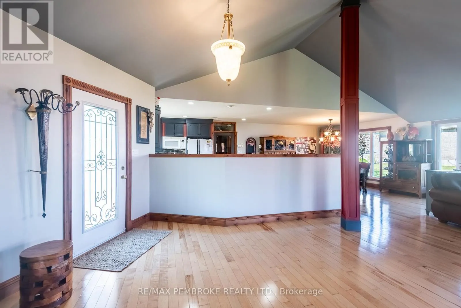 11 FAIRWAY DRIVE