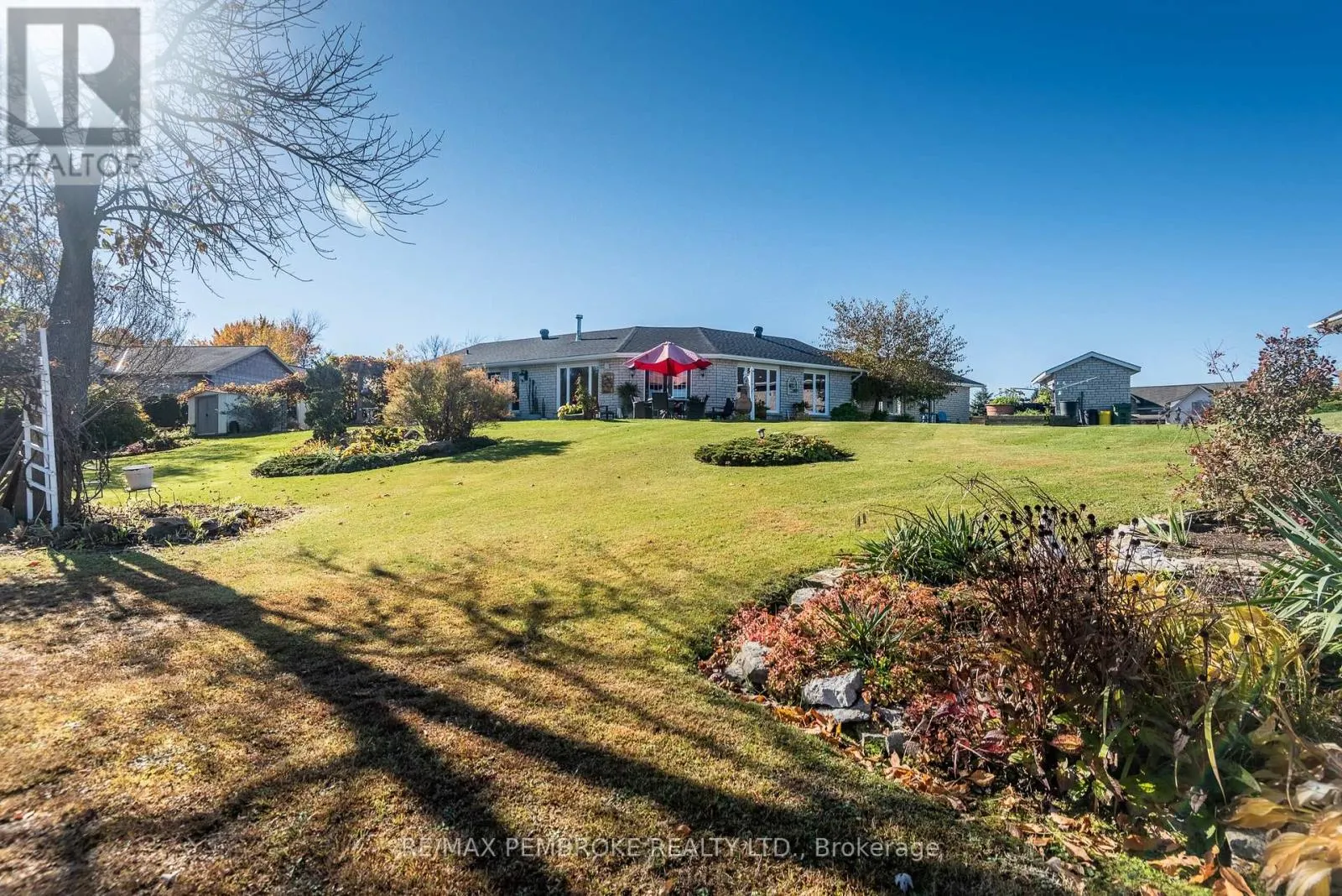 11 FAIRWAY DRIVE