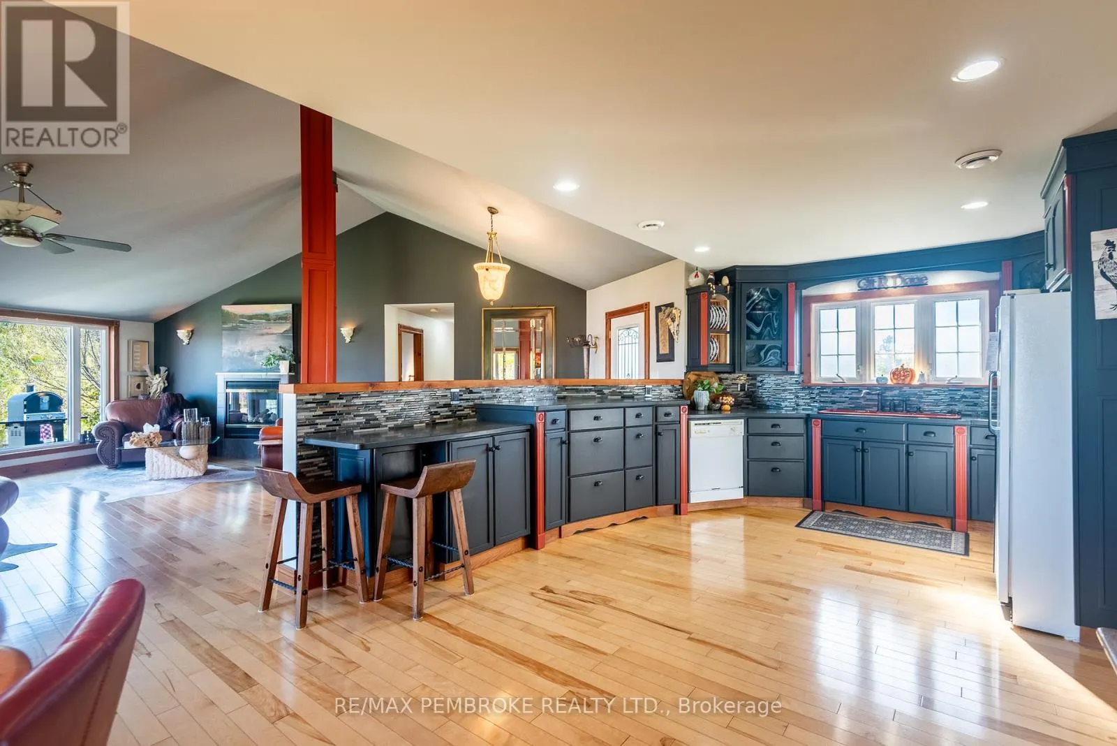 11 FAIRWAY DRIVE