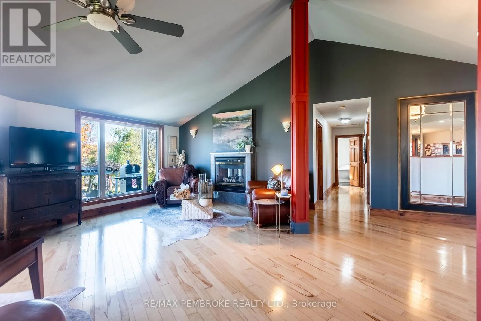 11 FAIRWAY DRIVE