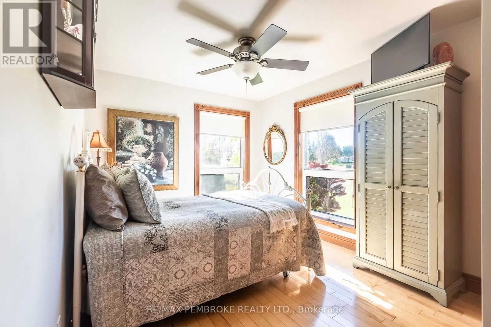 11 FAIRWAY DRIVE
