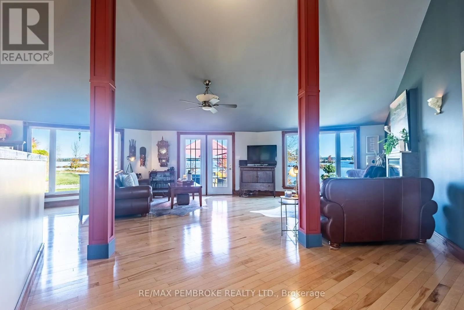 11 FAIRWAY DRIVE
