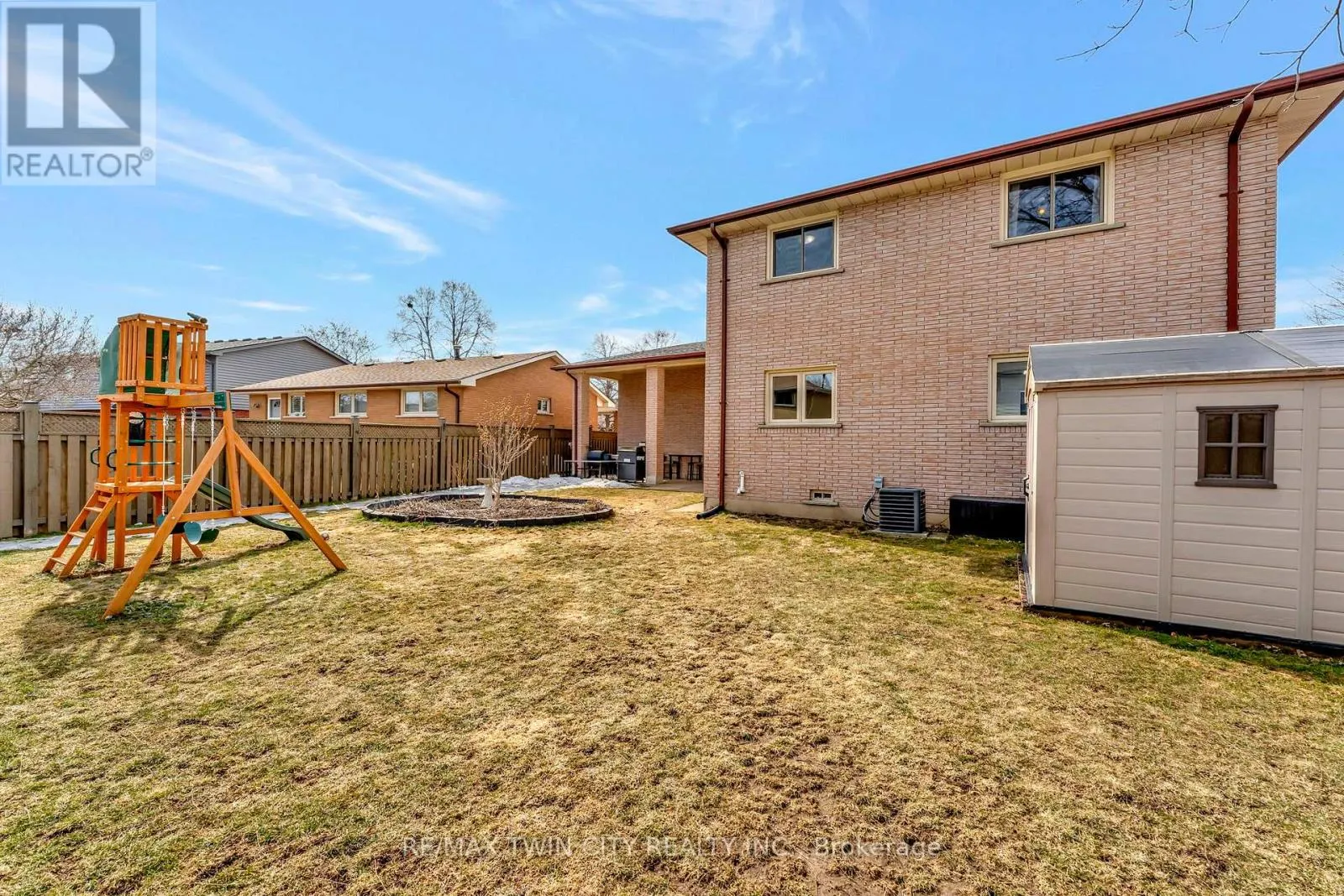 18 SPRUCEHILL DRIVE