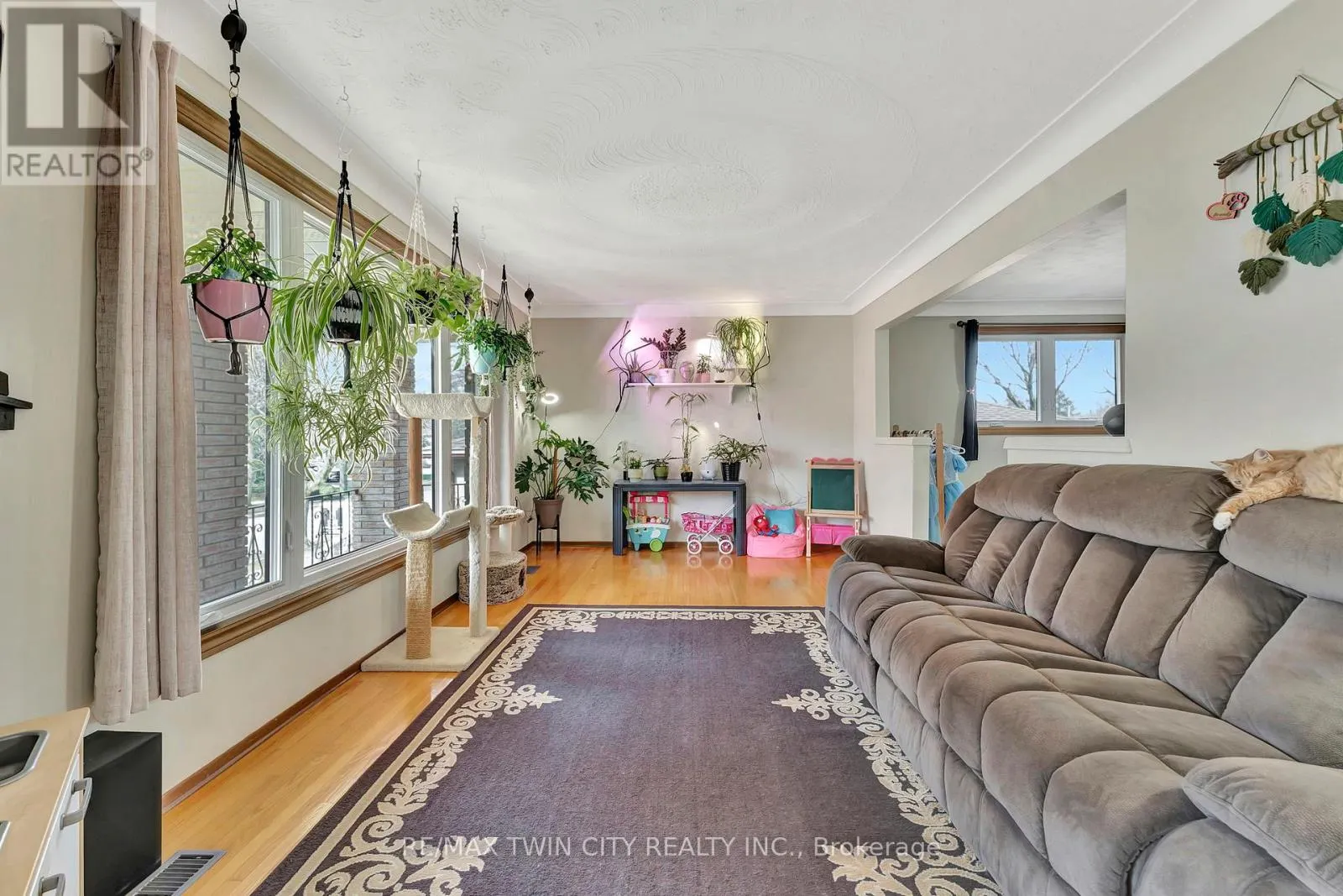 18 SPRUCEHILL DRIVE
