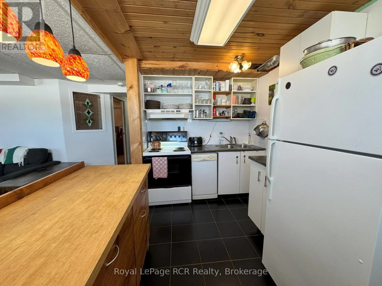 409155 GREY RD 4