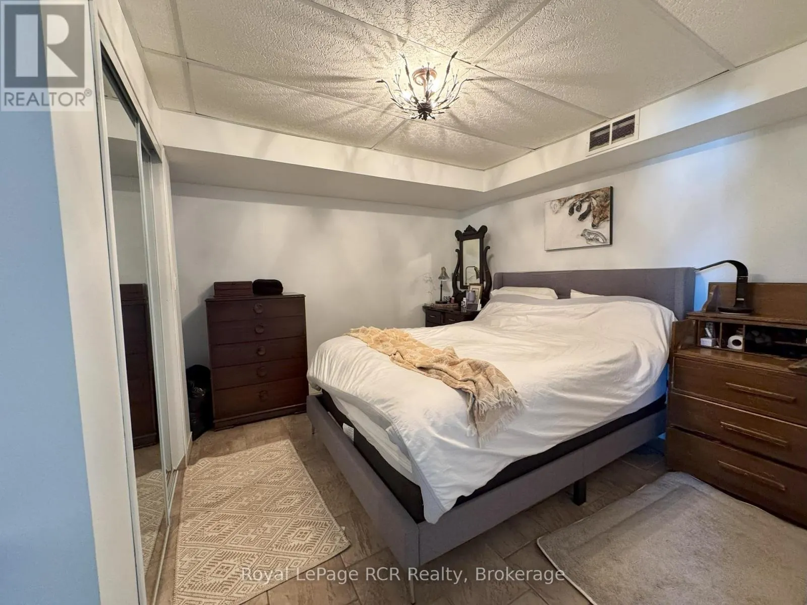 409155 GREY RD 4