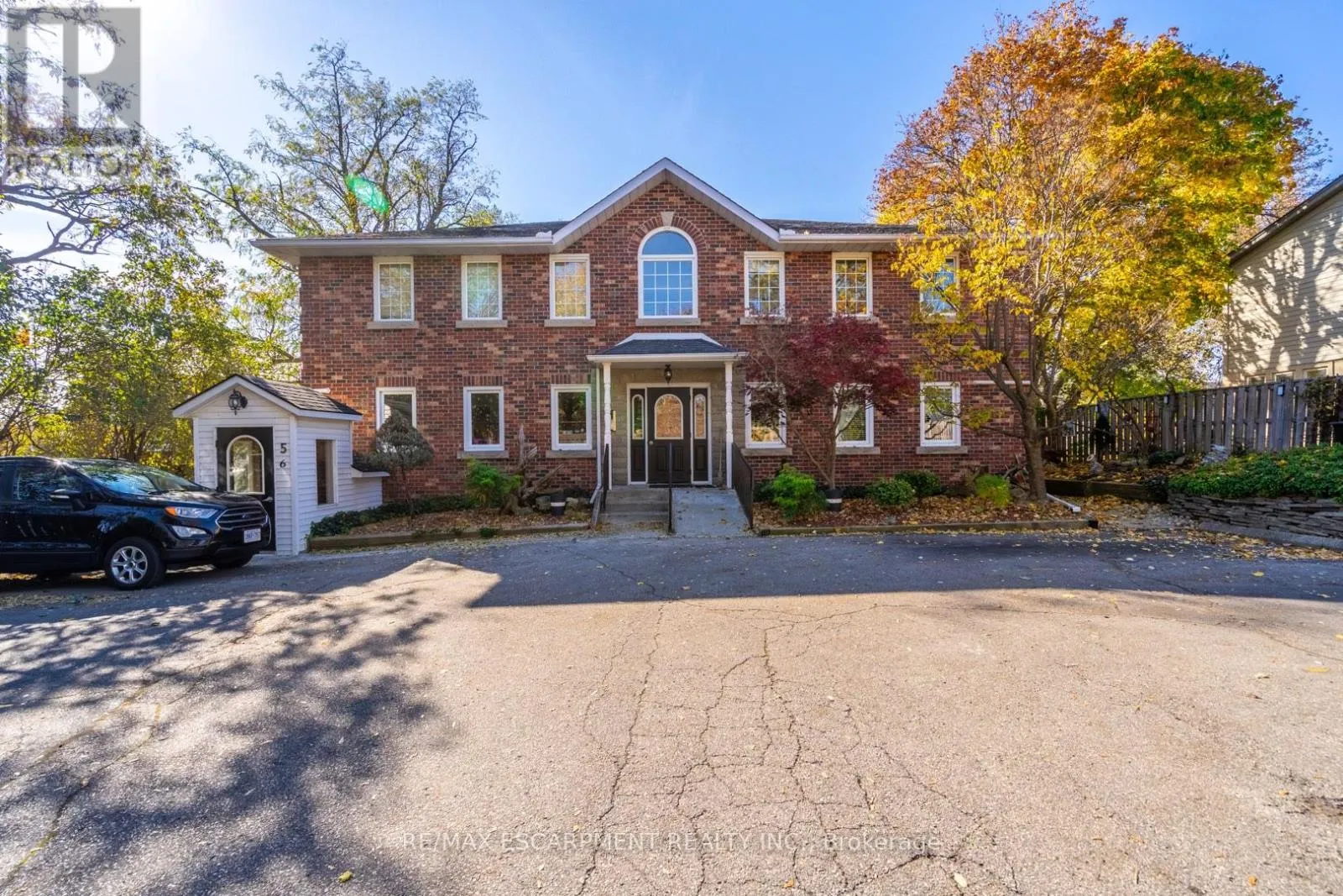 81 HAMILTON STREET N