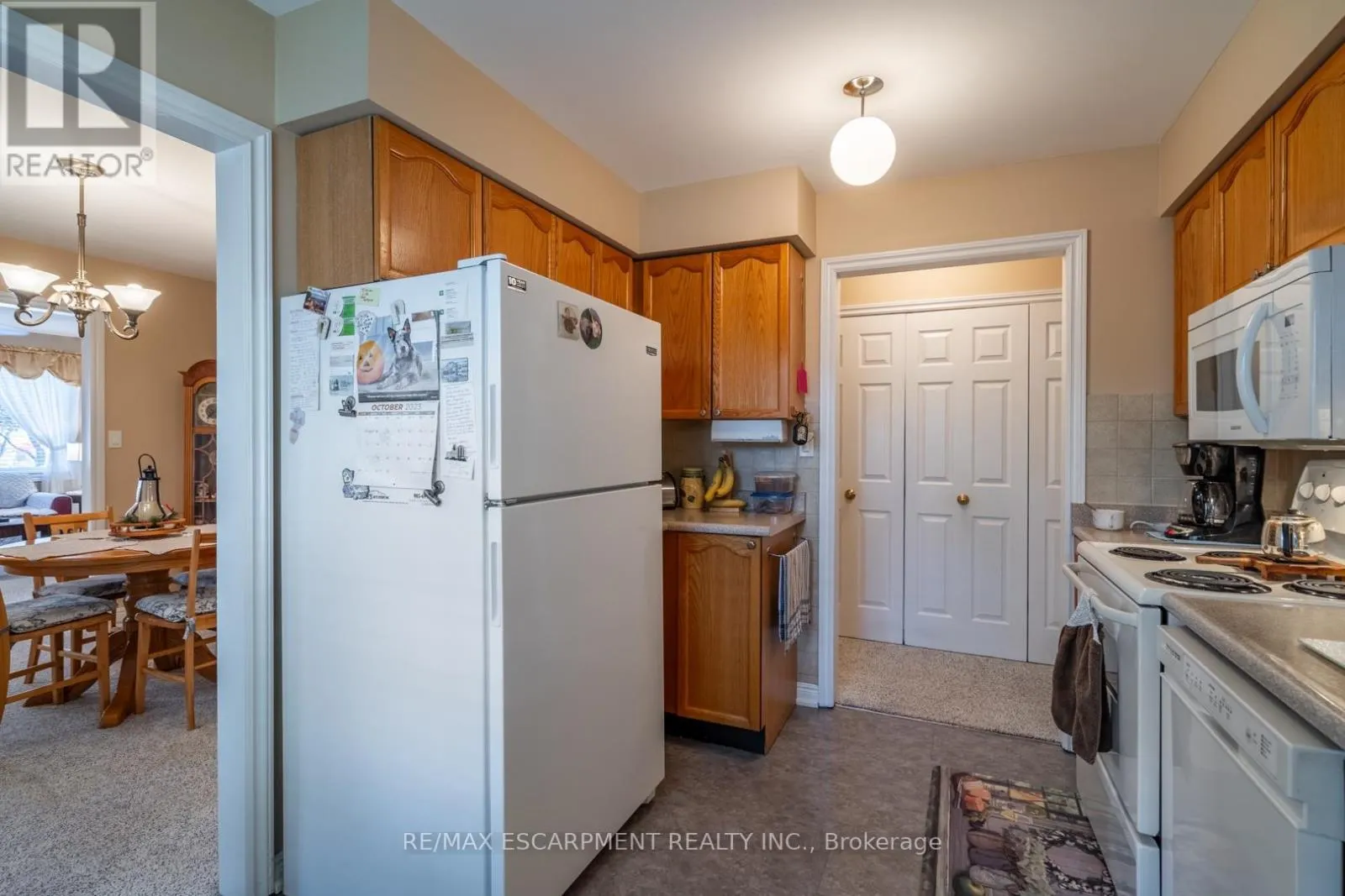 81 HAMILTON STREET N