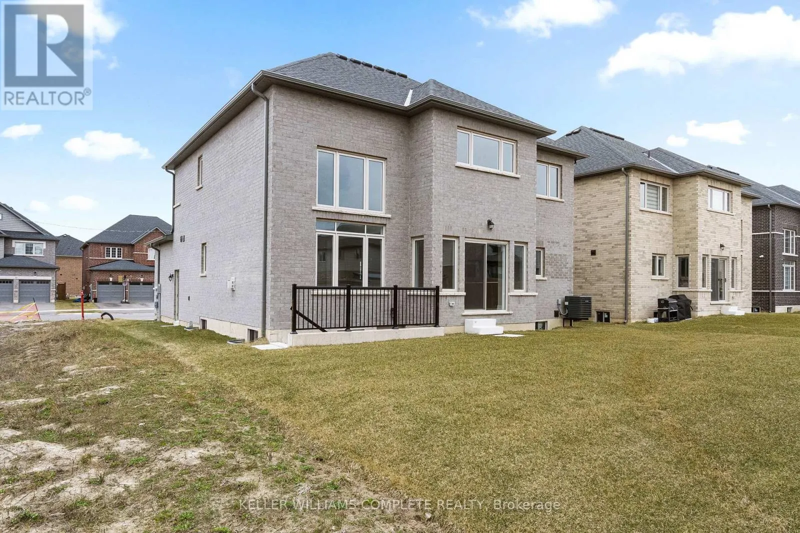 15 VENTURE WAY