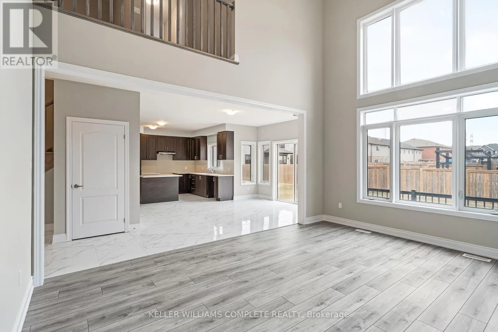 15 VENTURE WAY