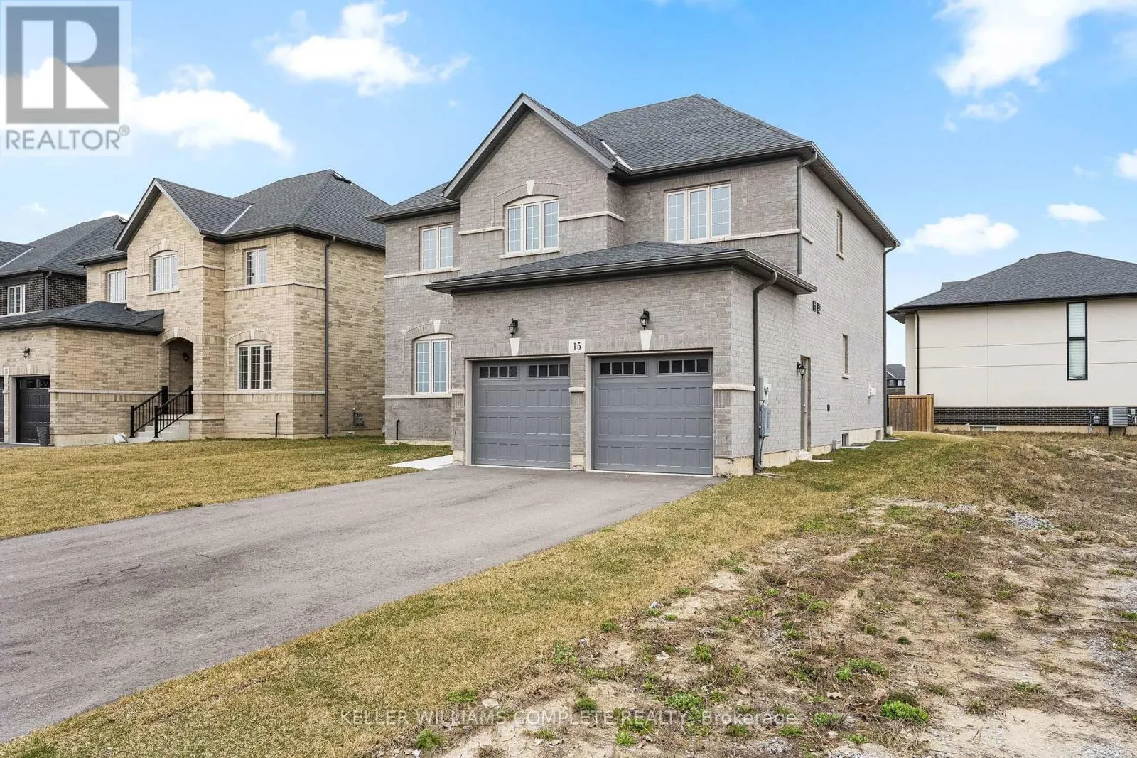 15 VENTURE WAY