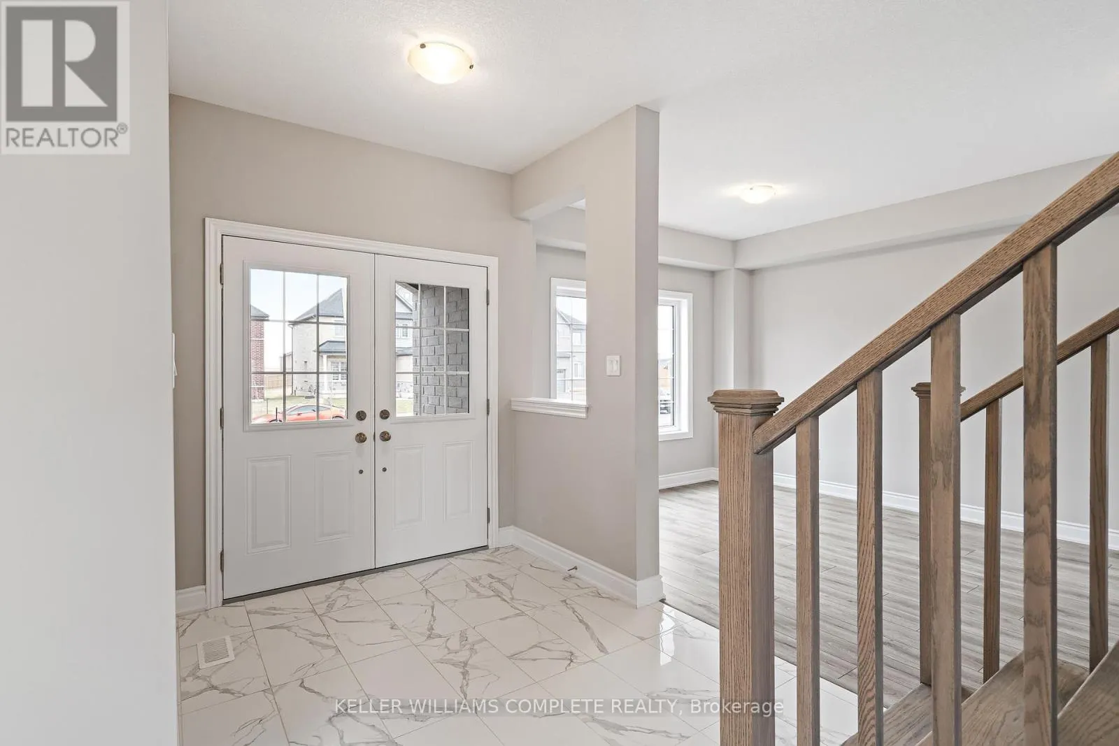 15 VENTURE WAY