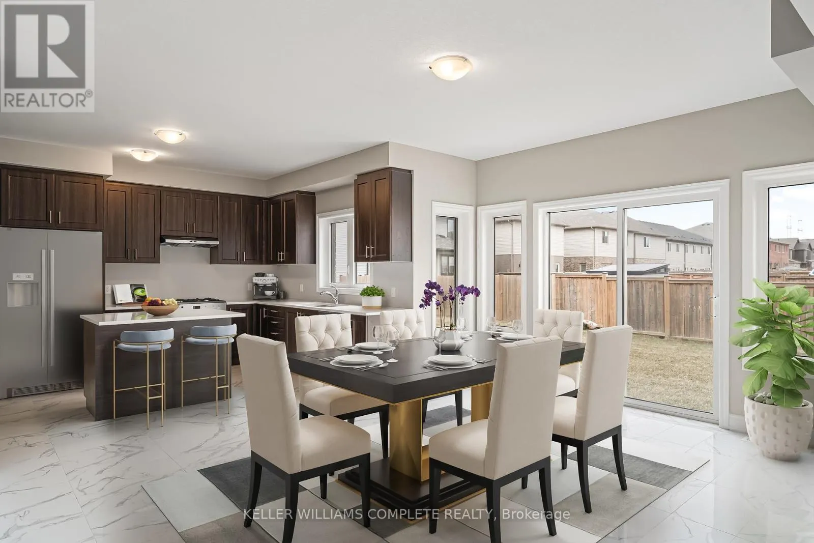 15 VENTURE WAY