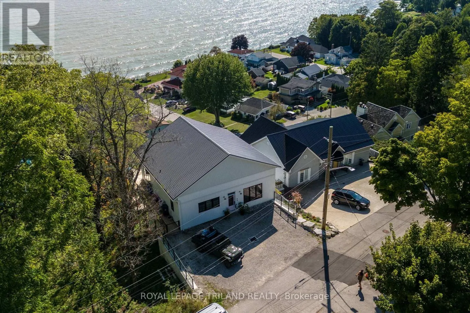164 BRAYSIDE STREET