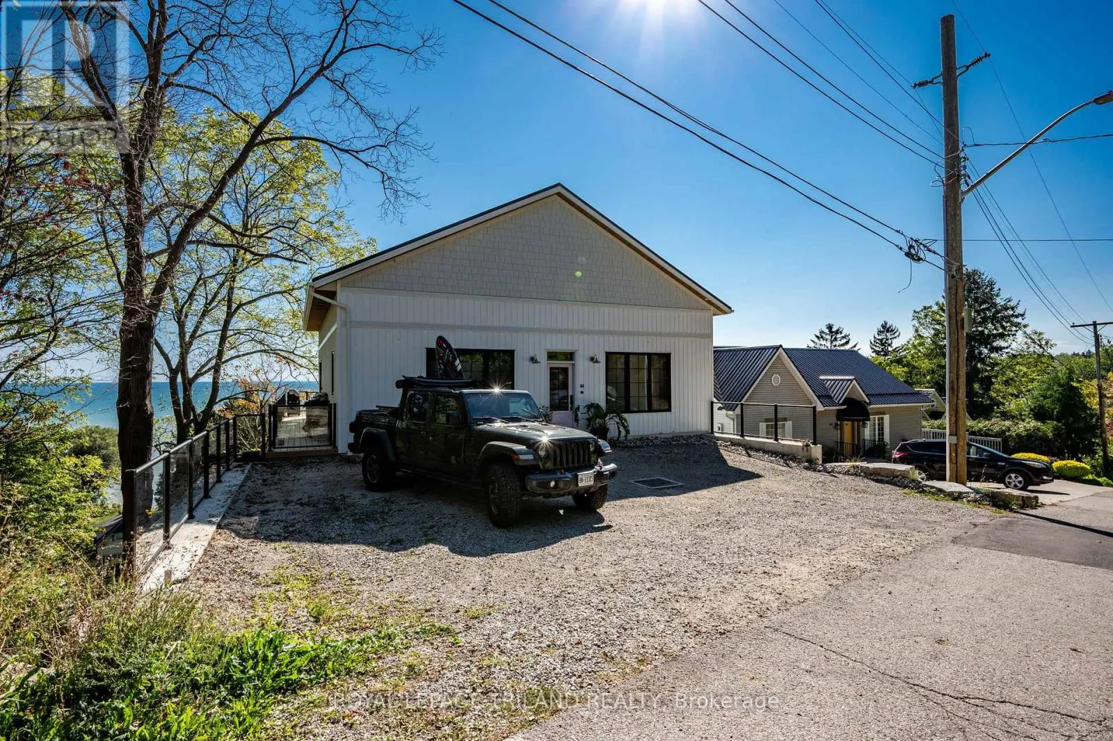164 BRAYSIDE STREET