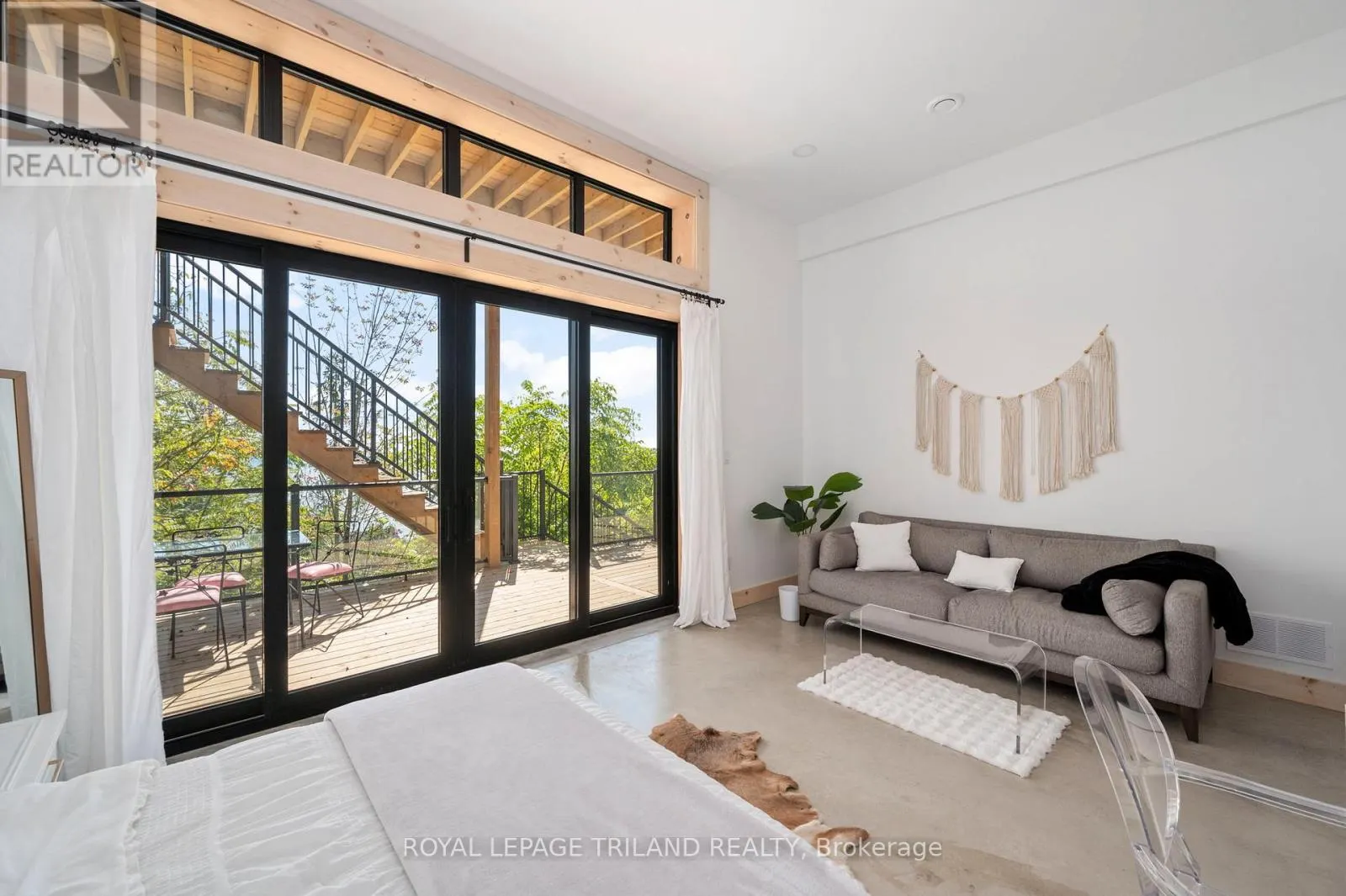 164 BRAYSIDE STREET