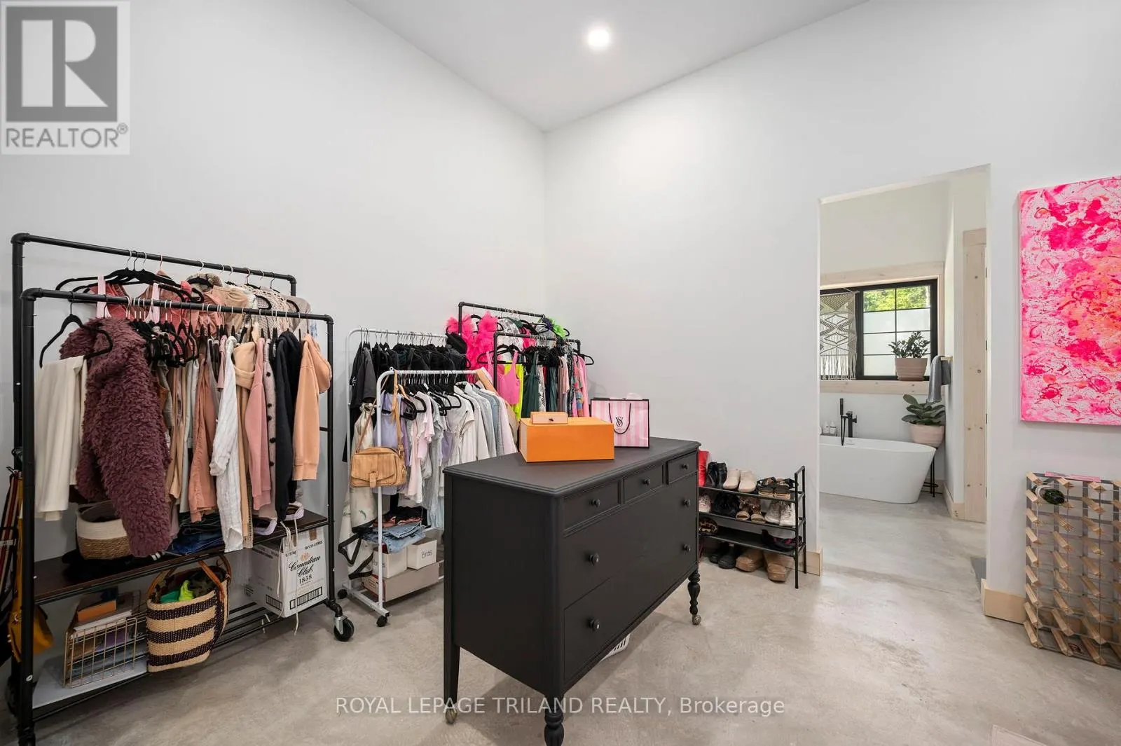 164 BRAYSIDE STREET
