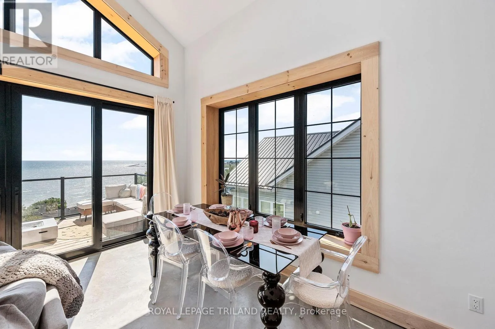 164 BRAYSIDE STREET