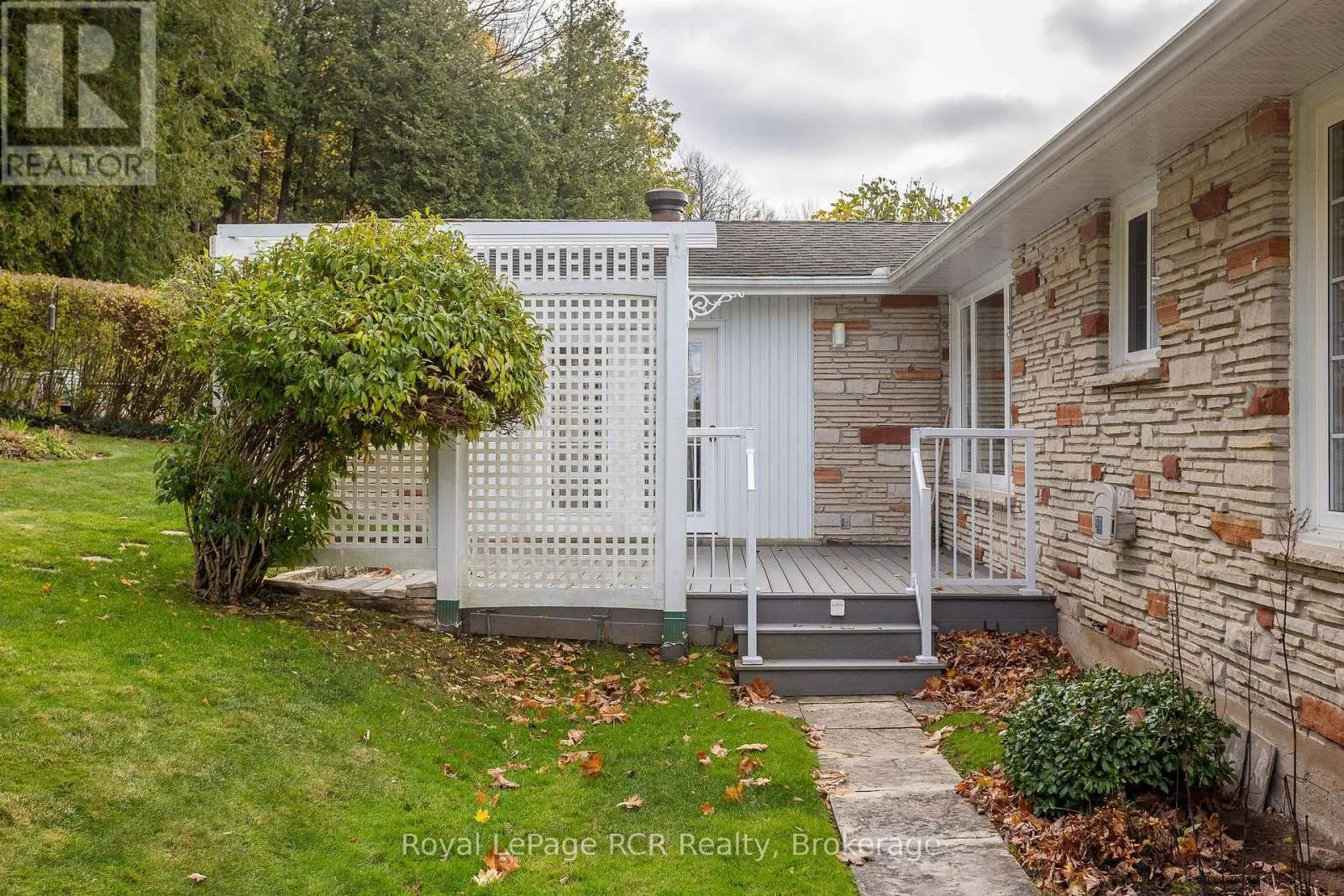 149 7TH AVENUE E